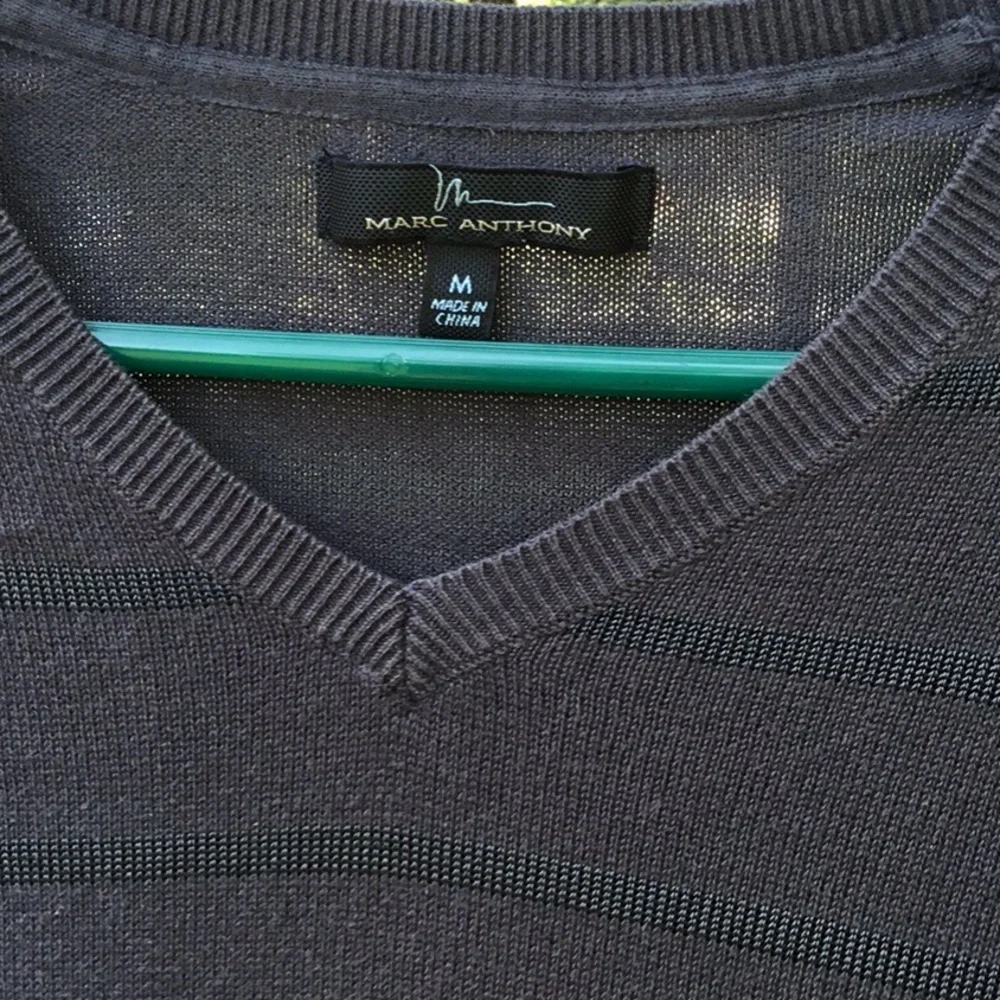 Marc Anthony gray sweater